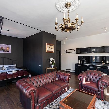 Retro Studio Old Town Apartment By Hostlovers Kaunas Eksteriør billede