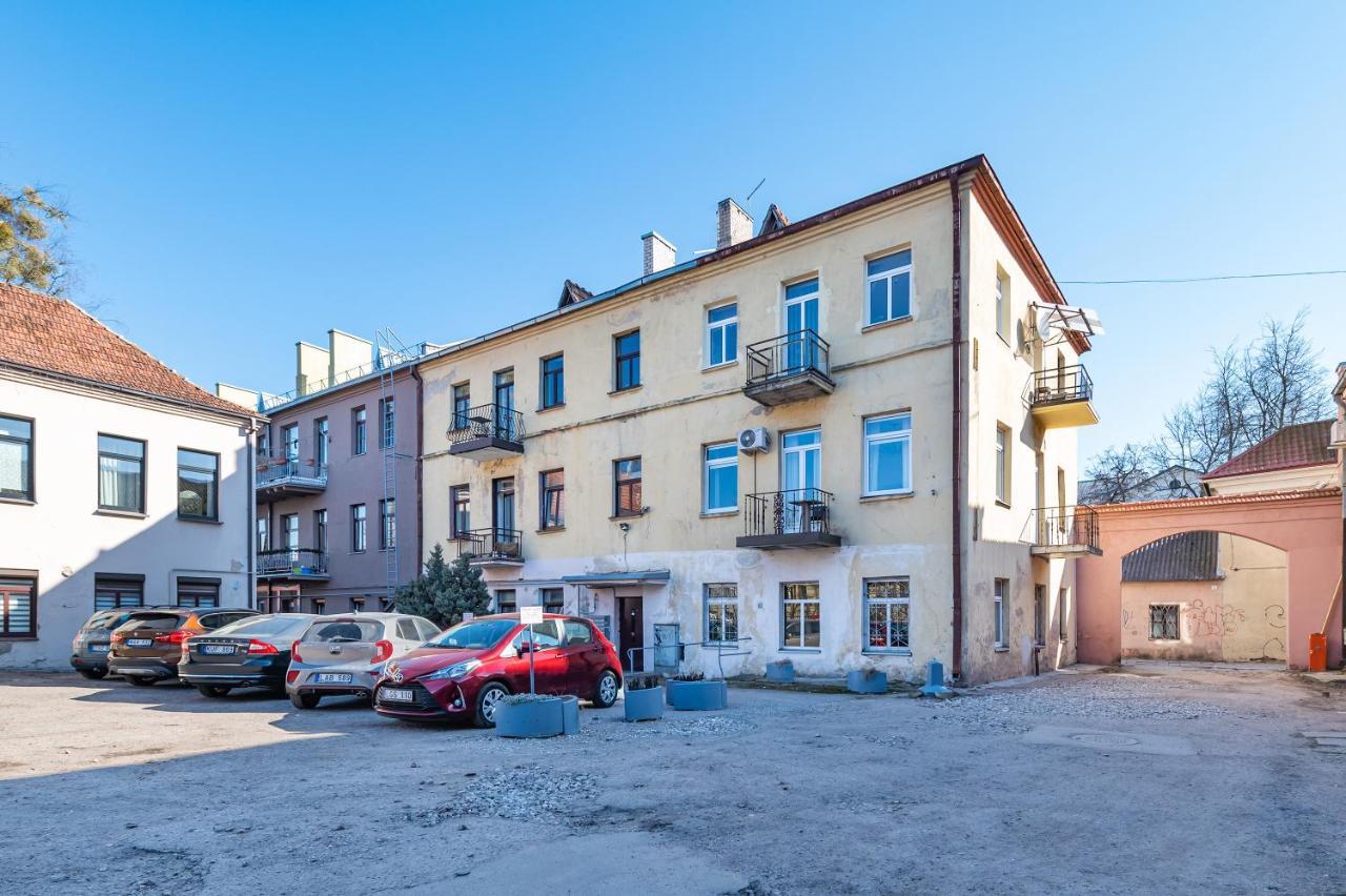 Retro Studio Old Town Apartment By Hostlovers Kaunas Eksteriør billede